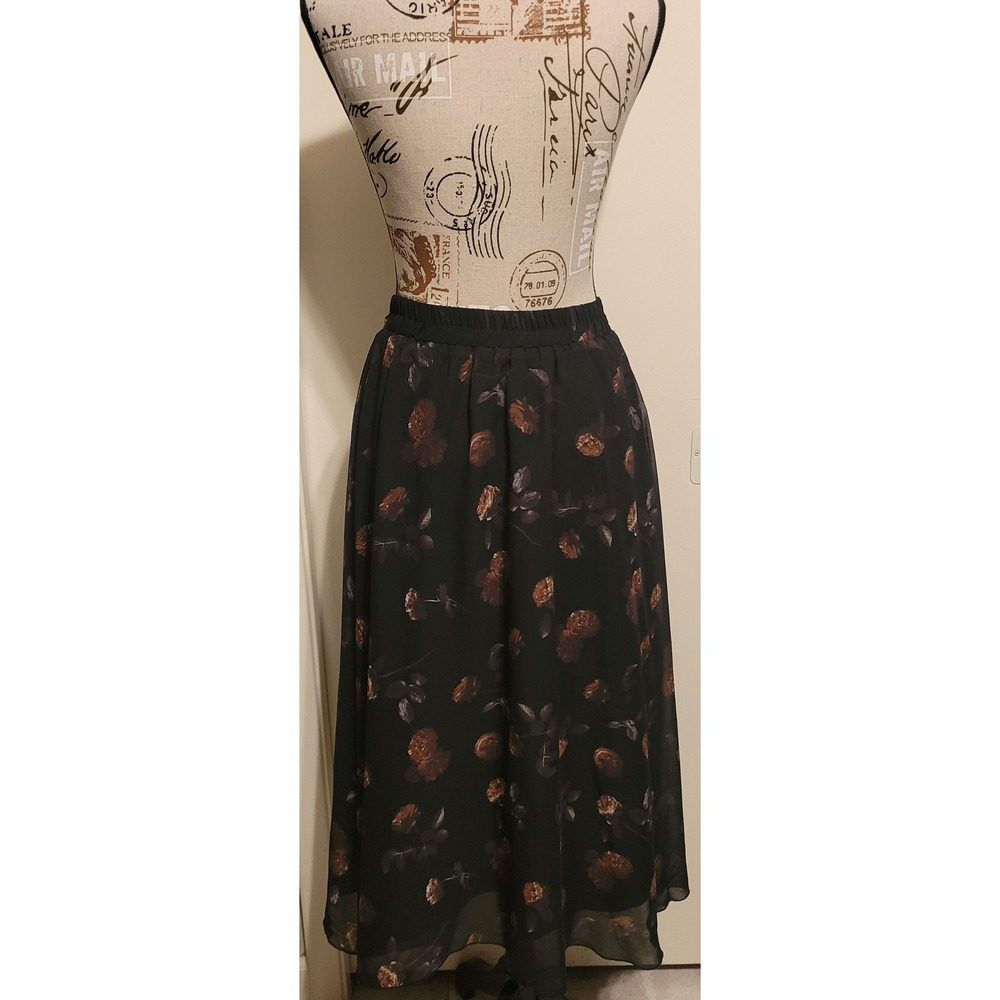 Disturbia Dark Moody Floral Monica Midi Skirt Black Chiffon Gothic AW23M80 Sz 4 - Picture 3 of 6